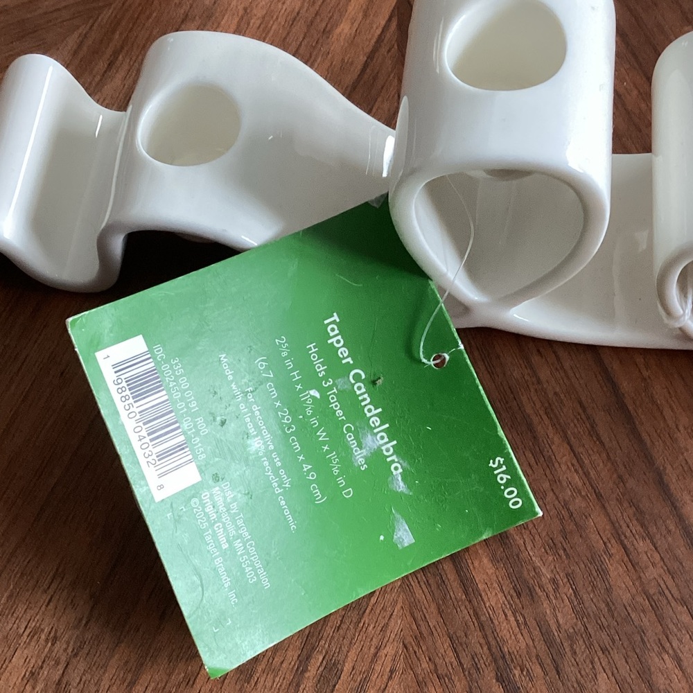 Kate Spade Light Cream Ceramic Taper Candle Holder NWT - Picture 2 of 2